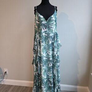 Fashion Nova Green Leaf Print Maxi Dress